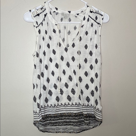 Lucky Brand Black and White Sleeveless Top - Picture 2 of 4